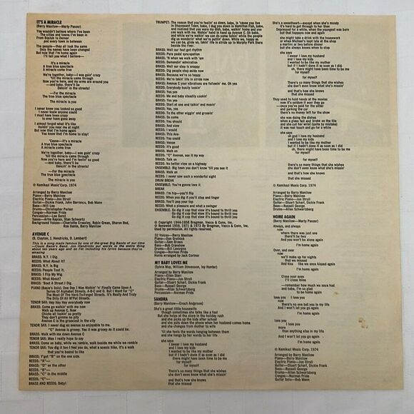 LP Vinyl Barry Manilow II with Lyric Sheet, Dust Cover, and Sleeve - Picture 4 of 9